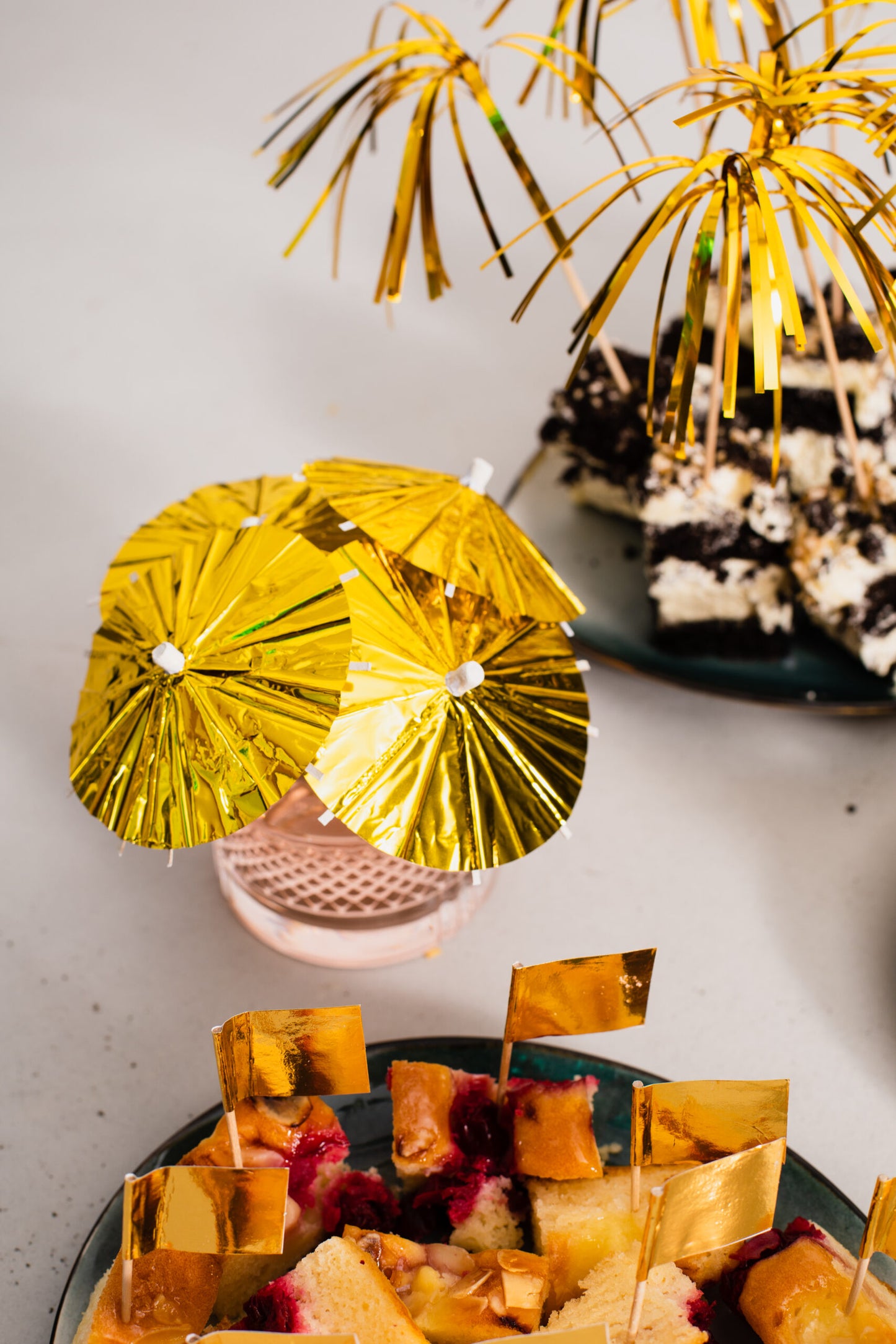 10x Parasol prikker Metallic Goud